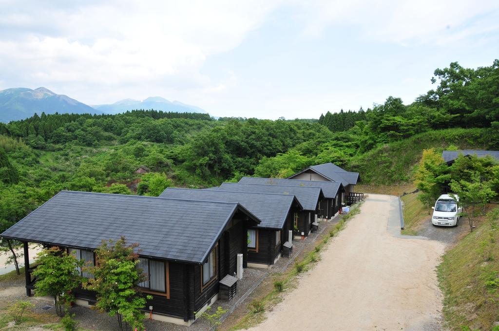 Hanare No Yado Hanagokoro Hotel Minamioguni Exterior photo